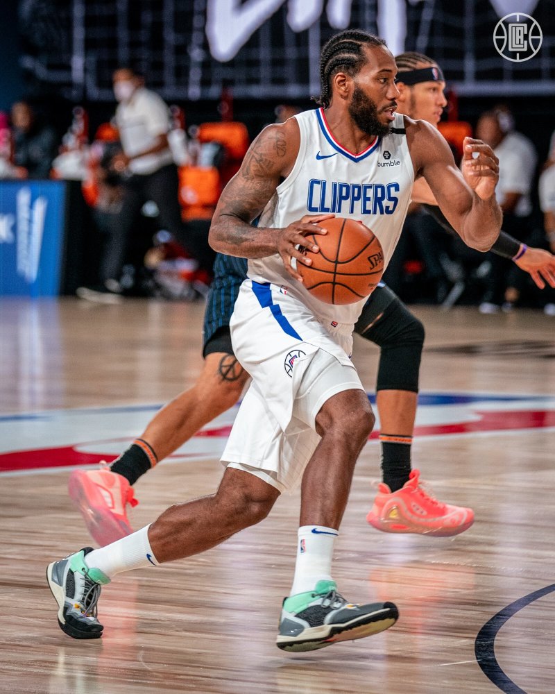 关于赛地聚焦——荷甲关键时刻热度飙升，休斯敦火箭手感冰凉，信心回归，球探报告显示潜力的信息