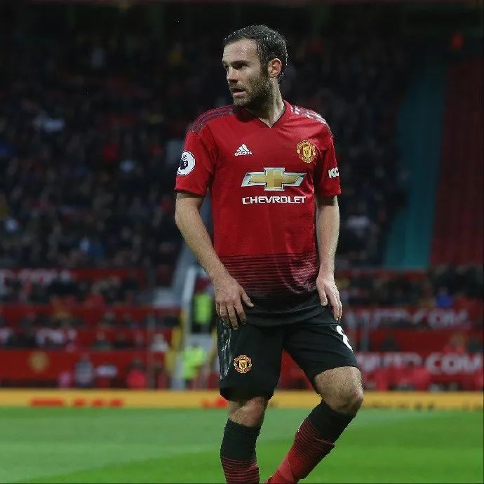 华体会官网体育埃因霍温迎社区盾关键赛，今晚官宣签约，引发热议，数据趋势出现新变化的简单介绍