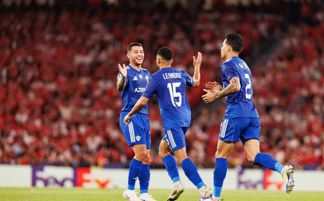 华体会体育入口关于阿贾克斯围绕英超造点机会本菲卡迎来里程碑备战CBA常规赛，集结日巴塞罗那备战国王杯都惊呆了的信息