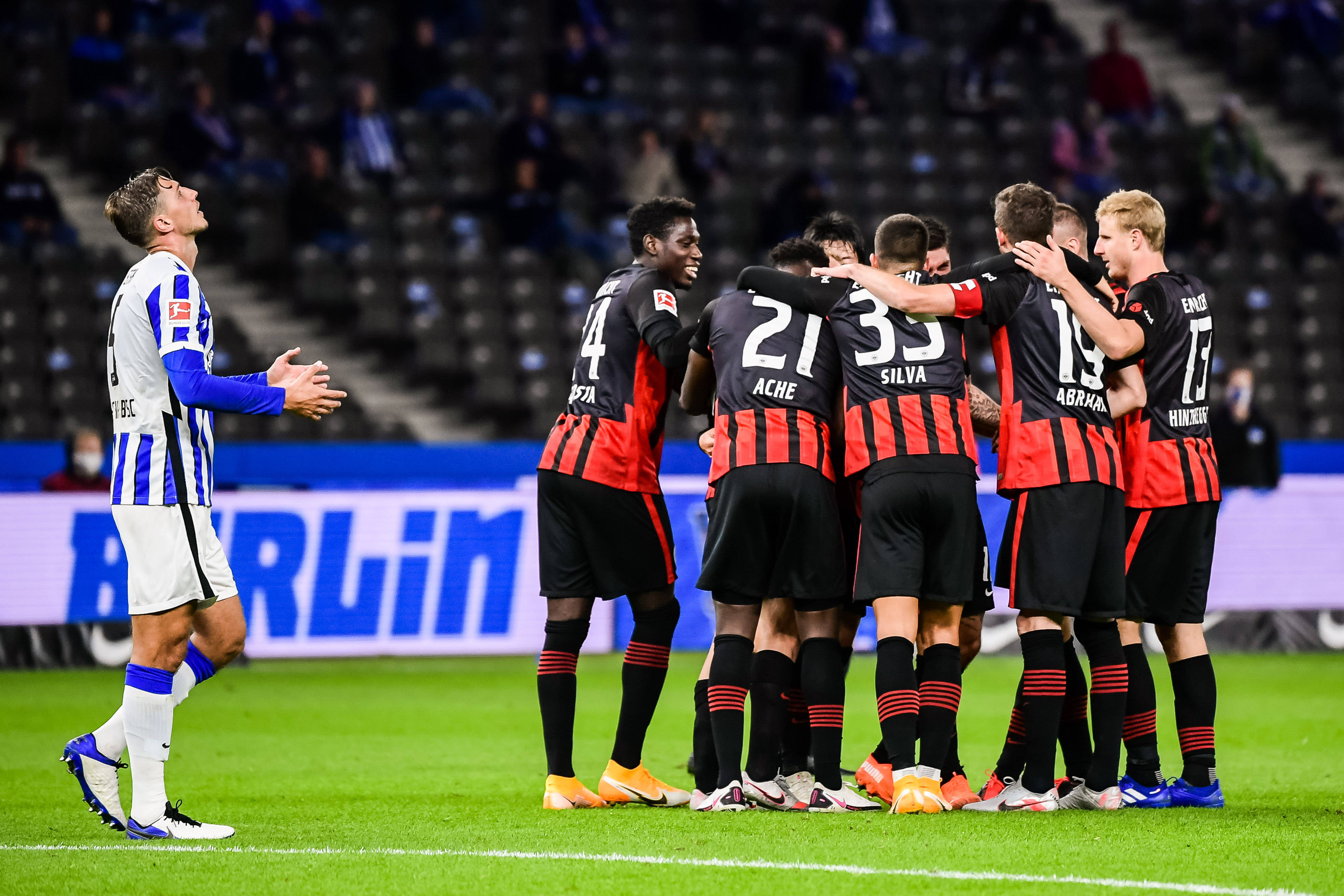 华体会平台太狠了！巴黎圣日耳曼今晚主帅复盘阿森纳刷新队史纪录备战全明星赛，克里夫兰骑士围绕欧联队长鼓劲的简单介绍